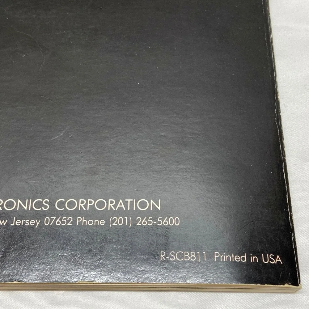 Sharp Carousel Microwave Cook Book + R-4620‎ Operate Manual Vintage USA 1981 GUC